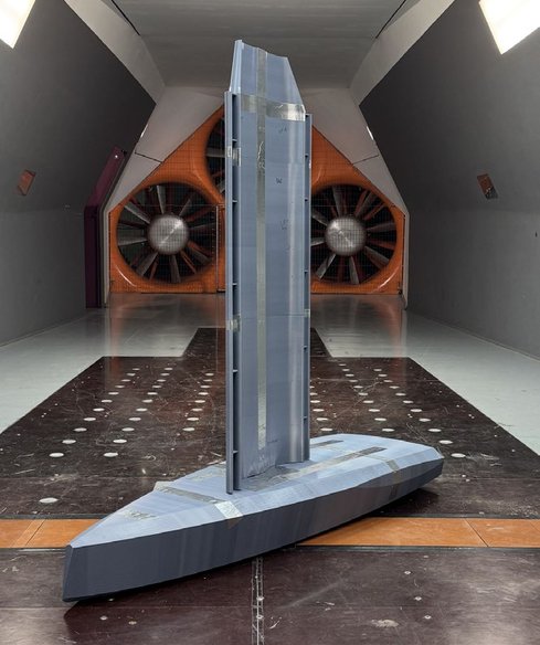 Scale wing and hull model in a wind tunnel